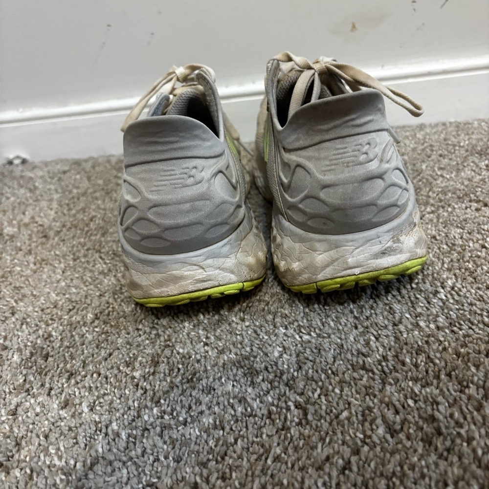 New Balance Women Fresh Foam 1080v11 running shoes White Bleached Lime Glow 10.5 - Picture 4 of 7